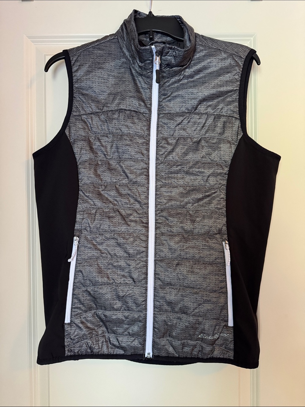 Eddie Bauer Gray Quilted Front Black Side Zip Vest